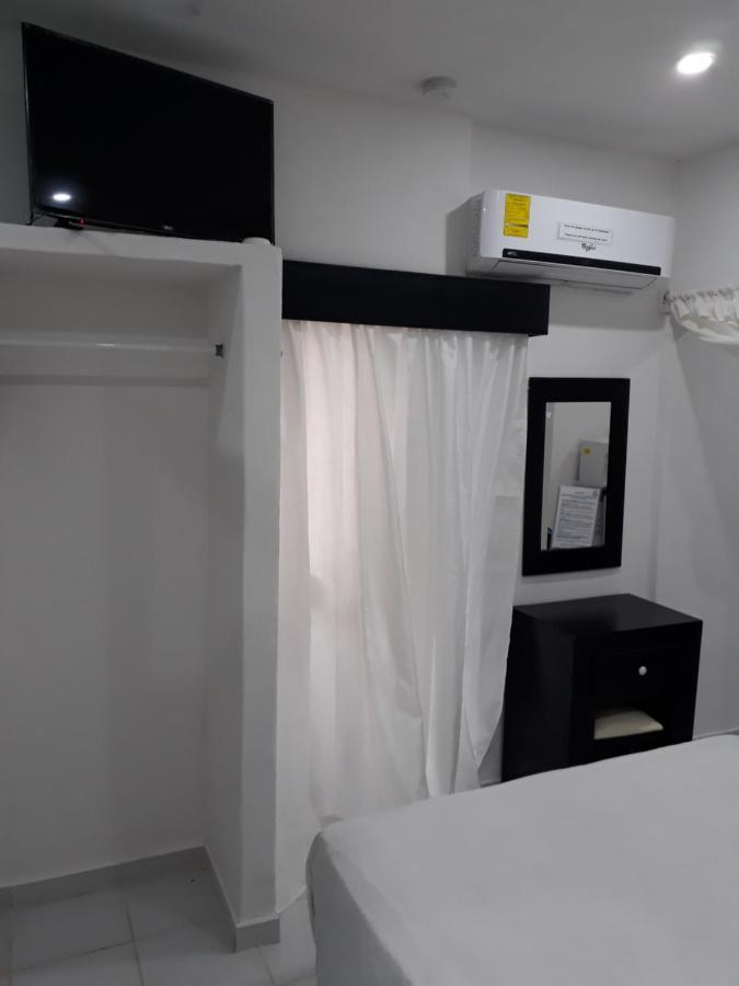 Hotel & Suites Vayor San Patricio Melaque Szoba fotó