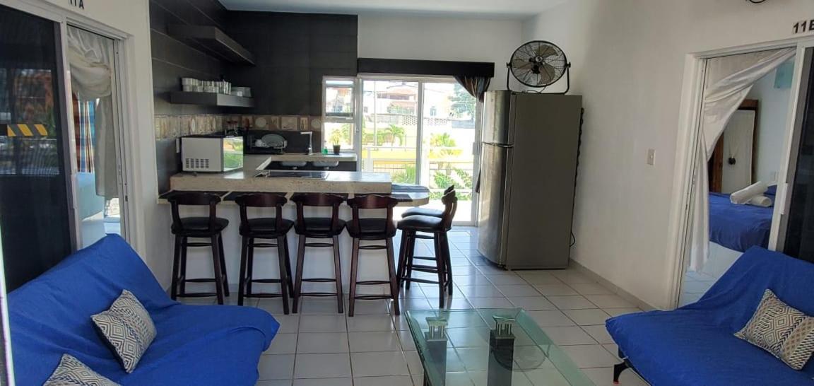 Hotel & Suites Vayor San Patricio Melaque Szoba fotó